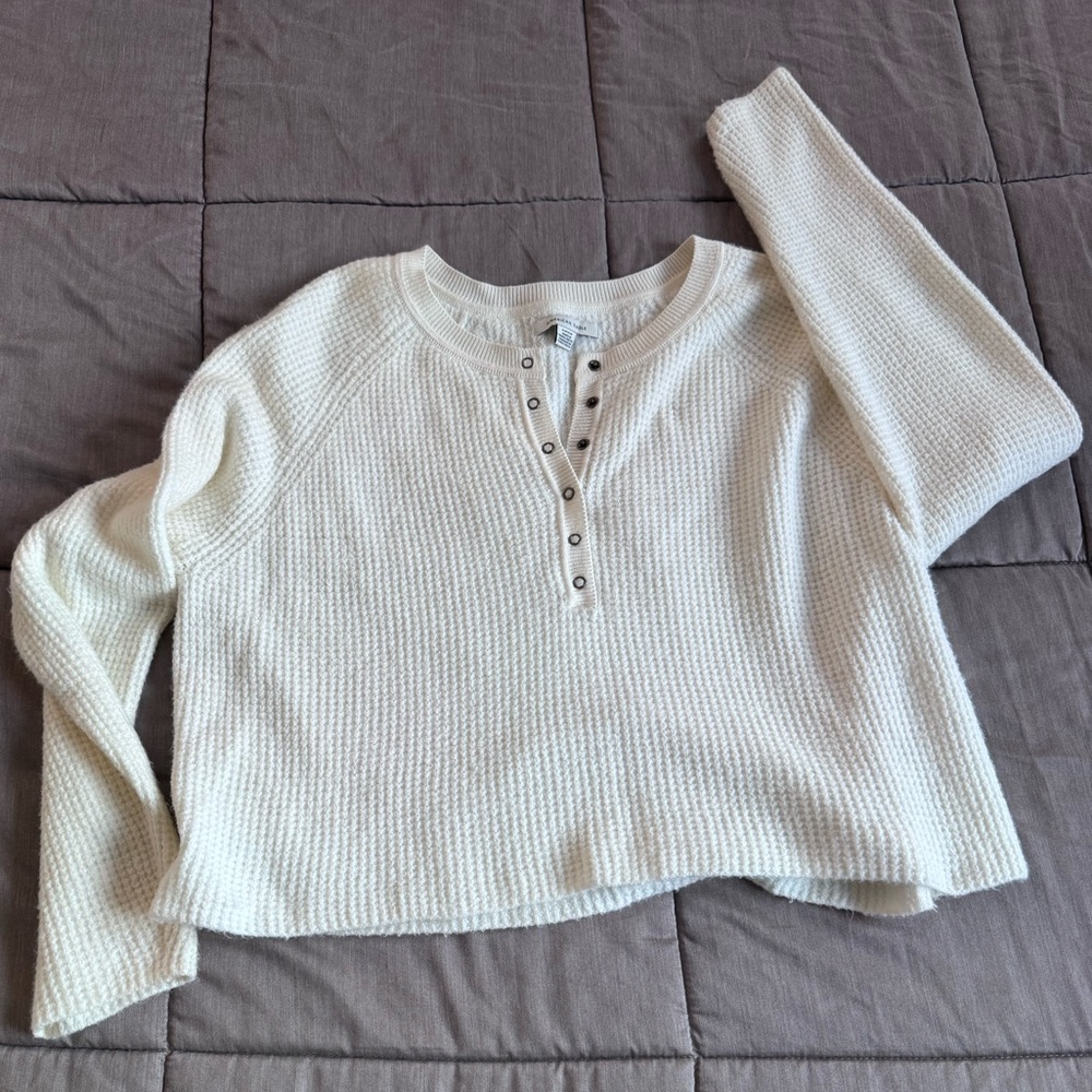 American Eagle Outfitters White Waffle Knit Sweatshirt